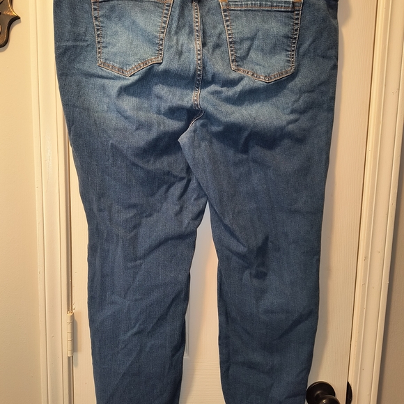 Torrid Boyfriend Straight Vintage Blue Jeans - Picture 4 of 6